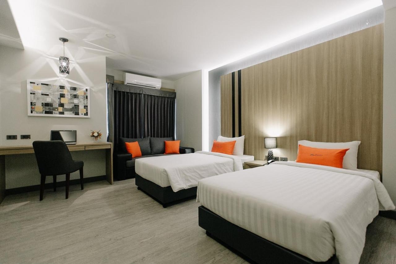 Arista Hotel Ubon Ubon Ratchathani Exterior foto