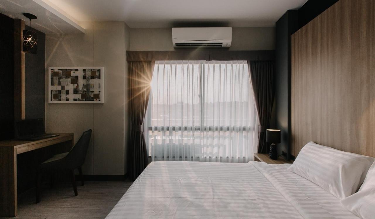 Arista Hotel Ubon Ubon Ratchathani Exterior foto